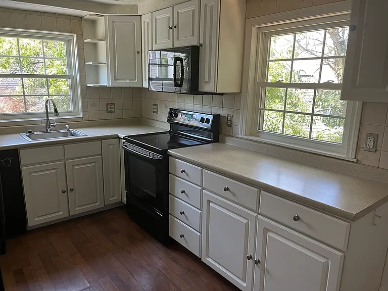 251 Faneuil St #3 — Photo 15