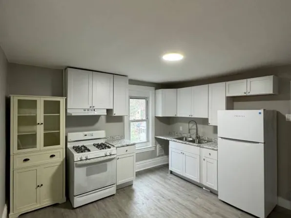 6325 Phillips Ave #2, Pittsburgh, PA 15217