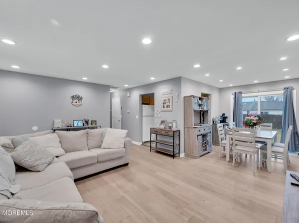 425 National Union Boulevard, Little Egg Harbor, NJ 08087
