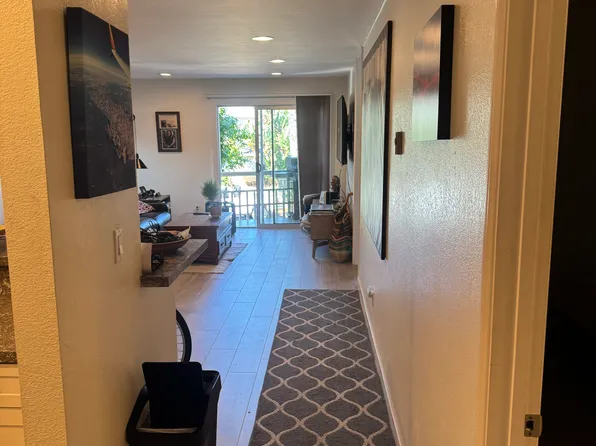 3833 Lamont St #2J, San Diego, CA 92109