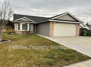 2254 N Zircon Ave, Meridian, ID 83646