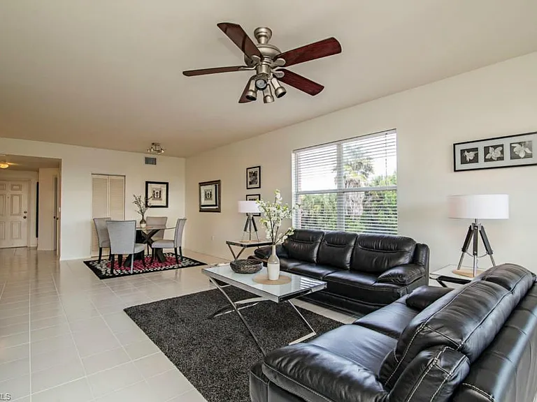 519 Roma Ct #3301 — Photo 4