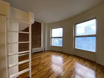 Rented by City Connections Realty