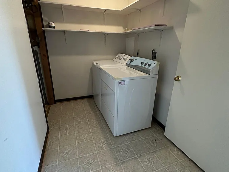 1195 Wrights Mill Rd — Photo 16