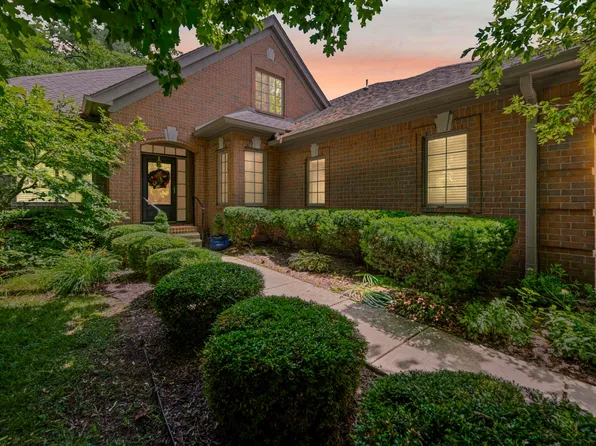 50804 Redwood Ln, New Baltimore, MI 48047