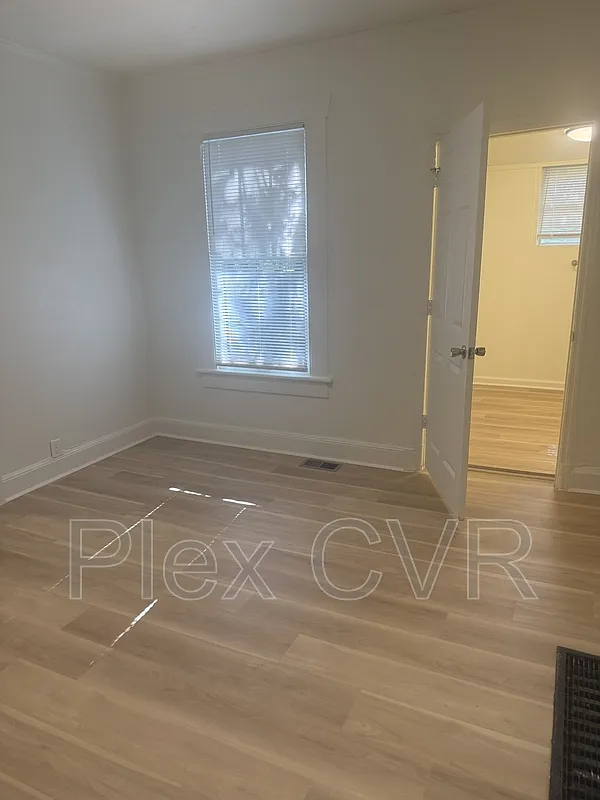 3 bed, 2.0 bath, 1313 sqft, $1,200 — Photo 3