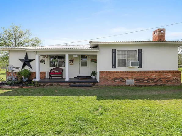 623 N Granger St, Oakwood, TX 75855