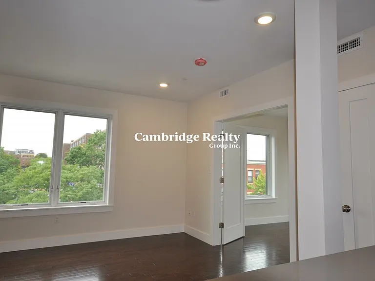 659 Massachusetts Ave #7T — Photo 6