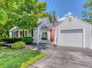 7 Manor Rd, Auburn, MA 01501