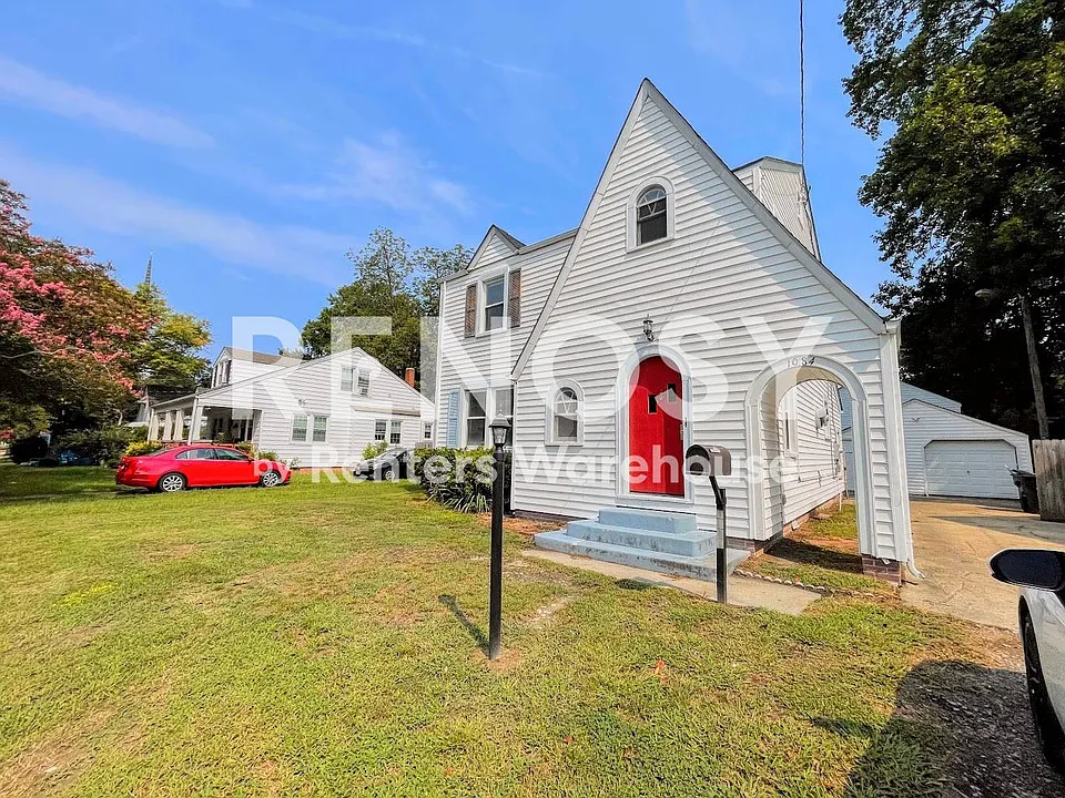 1084 Norview Ave