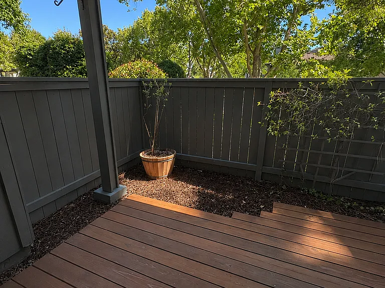 429 Bernice Ln — Photo 21