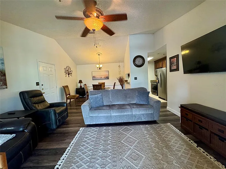 4032 Crockers Lake Blvd #27 — Photo 2