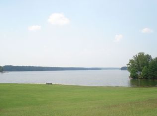 356 Eastern Shores Dr, Lexington, TN 38351