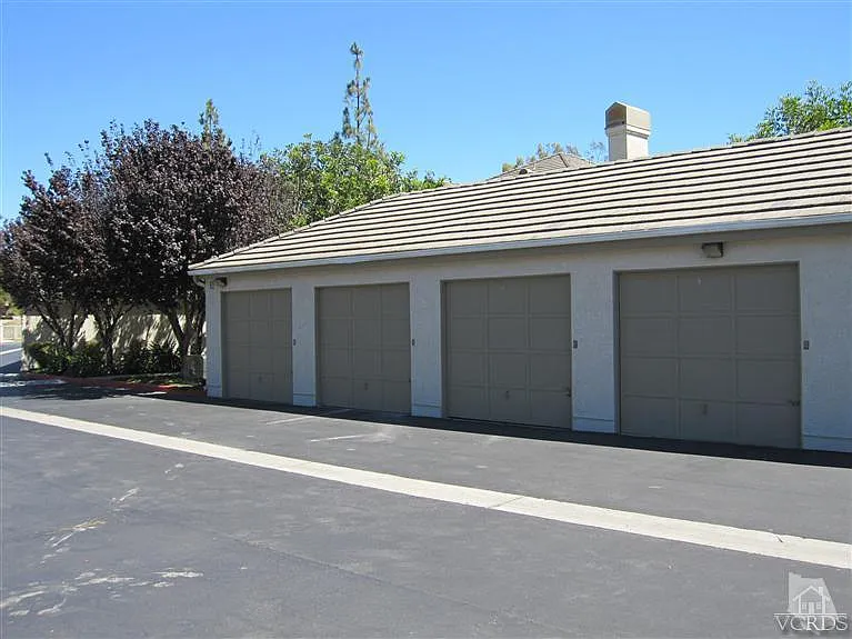 1043 Waltham Rd #D — Photo 14