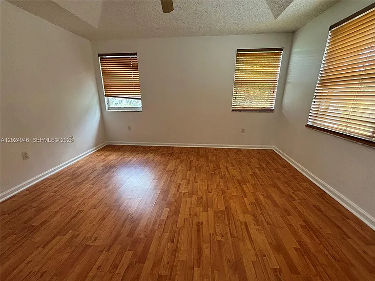 9283 NW 54th St — Photo 21