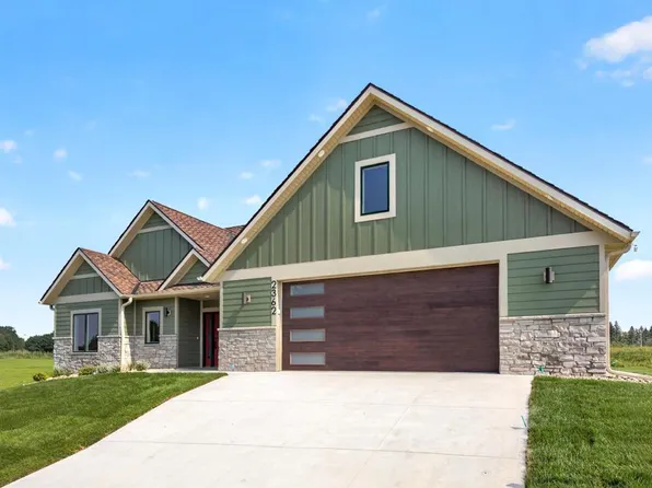 2362 Ponderosa Pl SW, Rochester, MN 55902