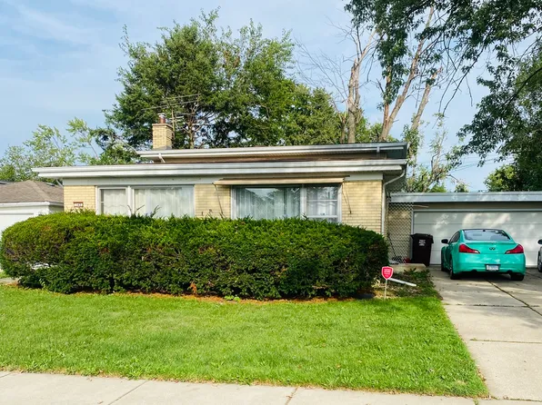 145 Grace Ln, Chicago Heights, IL 60411