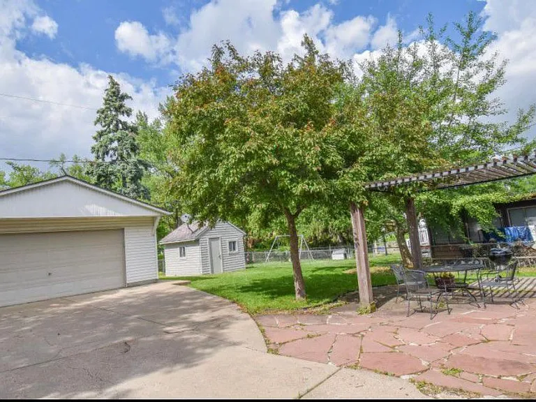 4412 Woolworth Ave — Photo 19