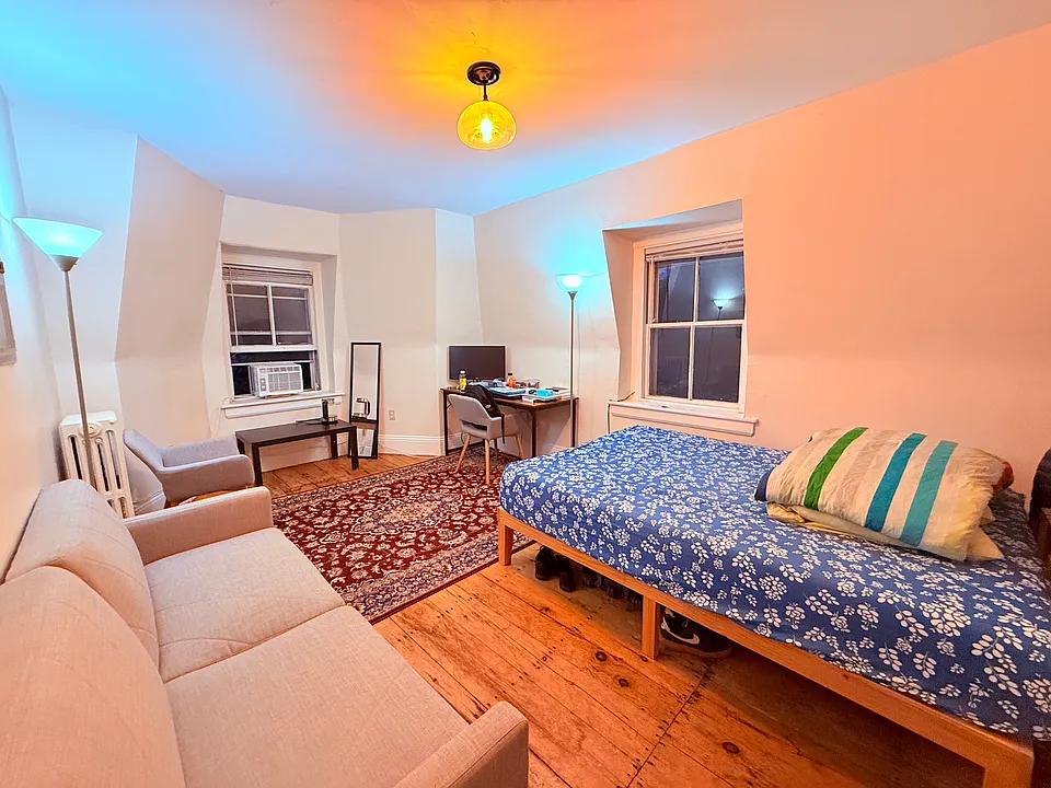 23 Inman St #4