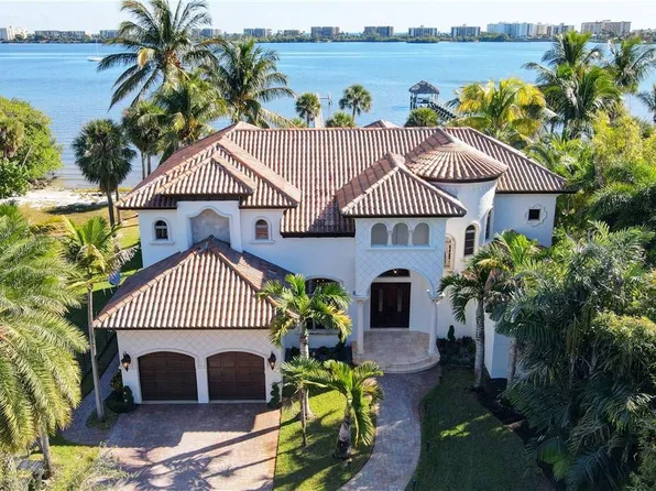 1320 S Lakeside Dr, Lake Worth, FL 33460