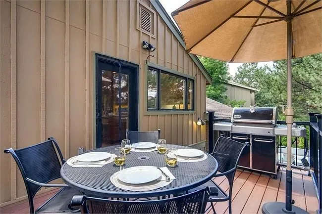 1658 Bear Mountain Dr — Photo 13