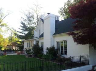 224 Powell St, Henderson, KY 42420