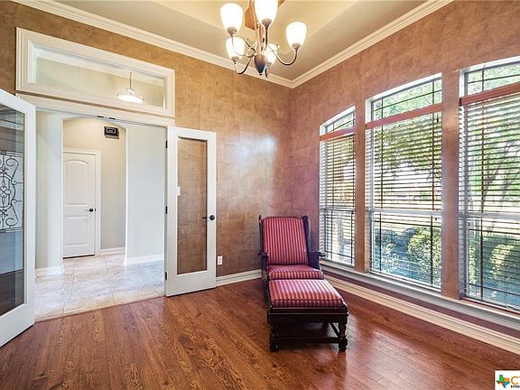 5th image of 931 Kacie Dr
