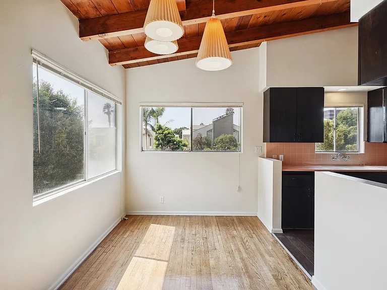 1233 Stanford St #A — Photo 5