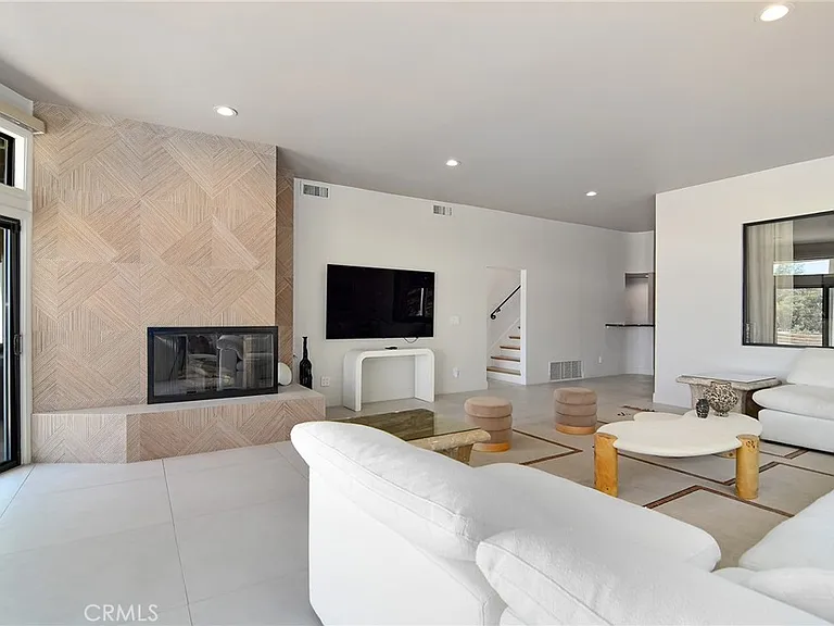130 Dapplegray Rd — Photo 36