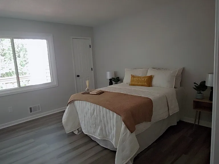 7167 Williamsburg Dr #33 — Photo 9