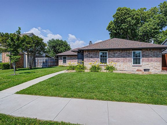 5th image of 4517 Mariner Dr
