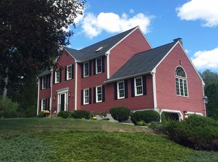 17 Fowler St, Upton, MA 01568