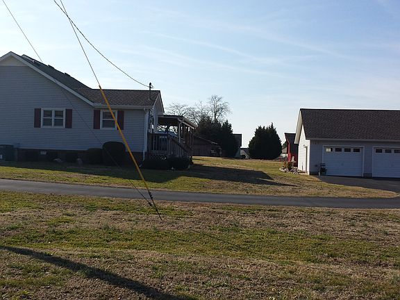 Side view house/garage