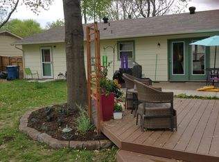 1004 SE 4th St, Bentonville, AR 72712