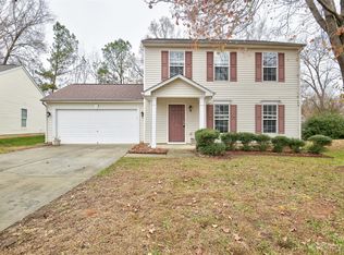 8343 Fox Swamp Rd, Charlotte, NC 28215