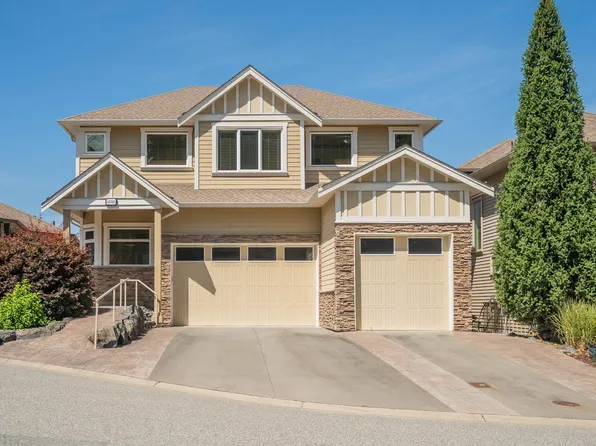 45365 Magdalena Pl, Chilliwack, BC V2R 0K7