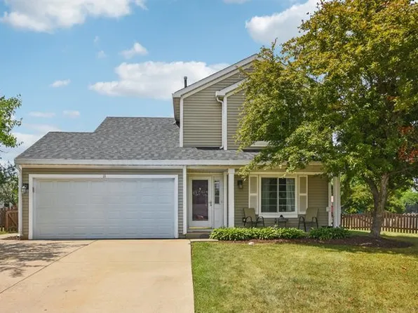 11 Misty Ct, South Elgin, IL 60177