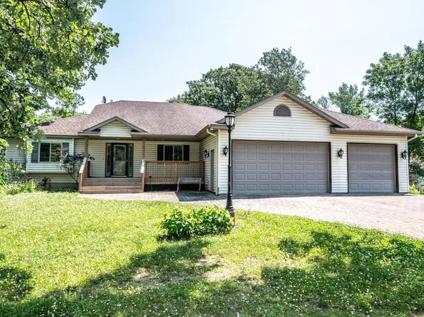 700 Ridge Rd, Henderson, MN 56044