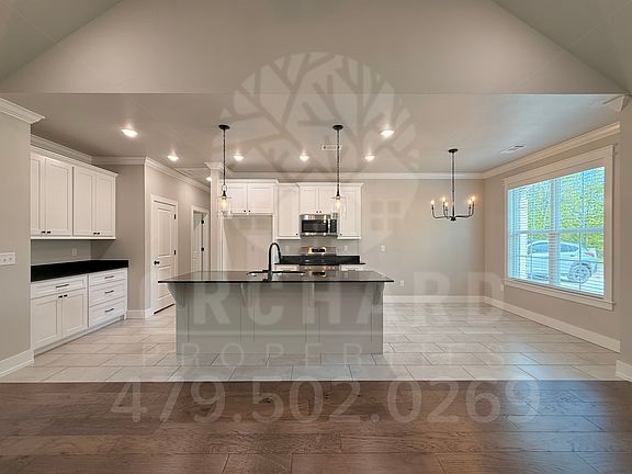 2nd image of 83 Argyll Dr