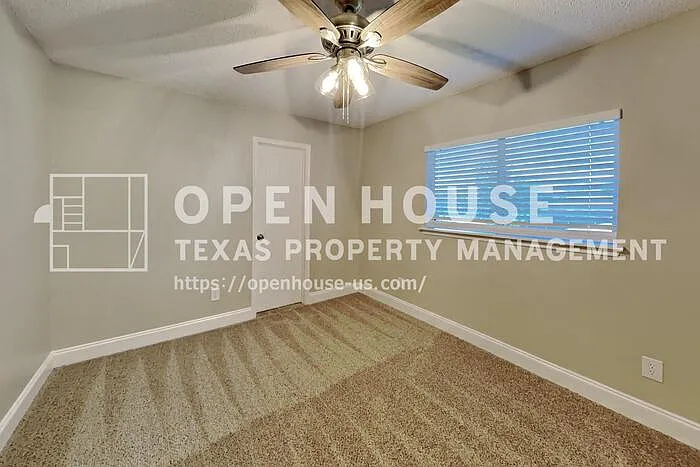 924 Rock Dove Cir — Photo 22