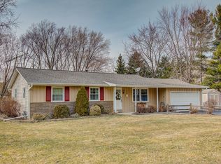 W241S10075 Meadow Cir, Big Bend, WI 53103
