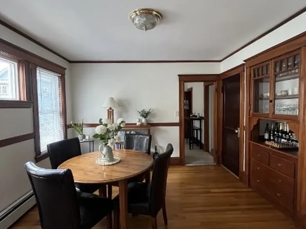 14 Lyne Rd, Brighton, MA 02135