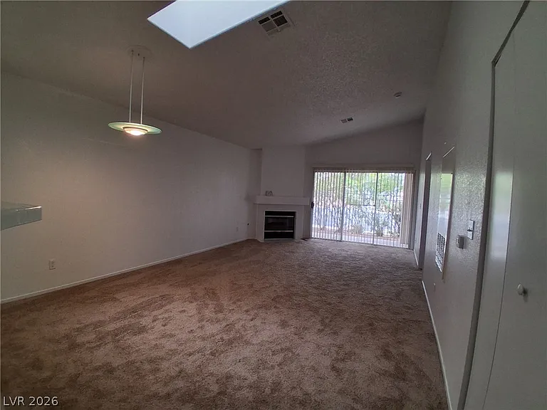 7802 Kings Cove Ct — Photo 2