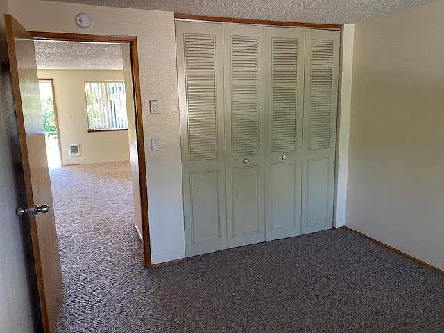 360 SW 8th St — Photo 11