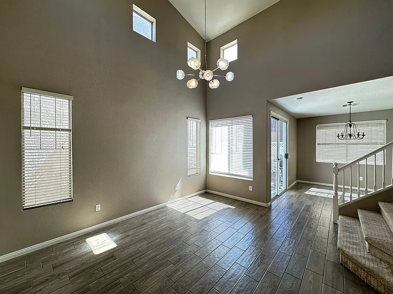 7536 French Springs St — Photo 3