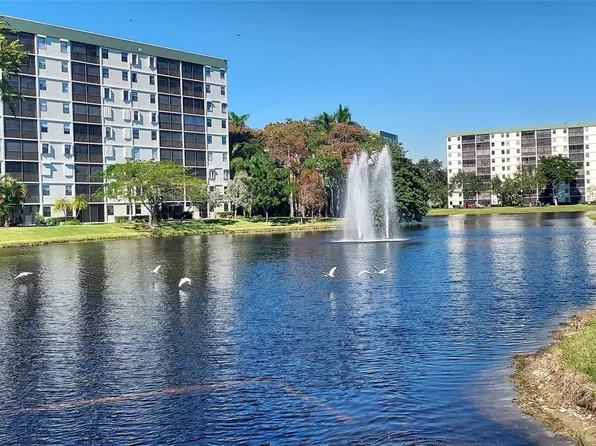 2334 S Cypress Bend Drive #202, Pompano Beach, FL 33069
