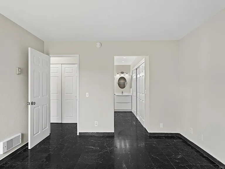 512 Sandalwood Pl #7 — Photo 18