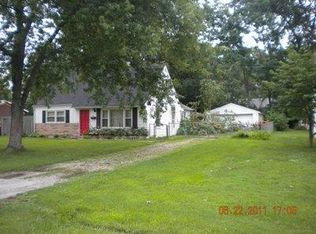 9412 Dalton Dr, Louisville, KY 40272