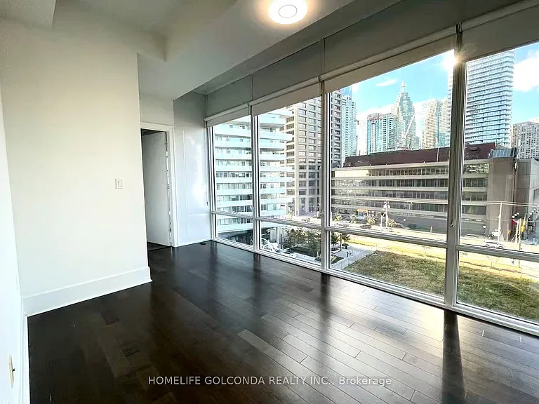 29 Queens Quay E #624 — Photo 13