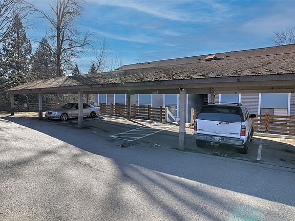 Tranquil setting and covered parking.>